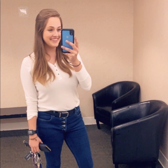 Meet your Posher, Jordan - Picture 1 of 3